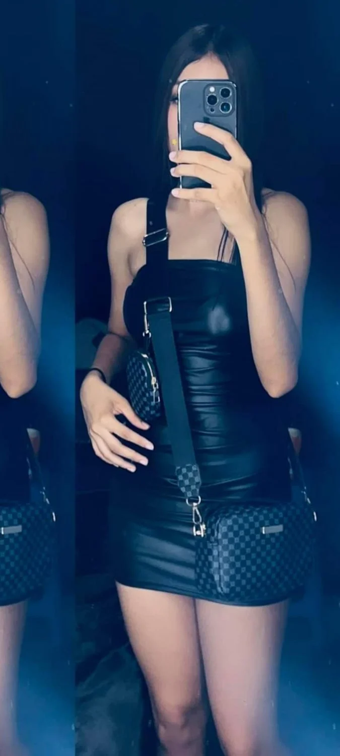 Hermosa girl flakita y putita zorrita y tiene cuerpo sexy image 17