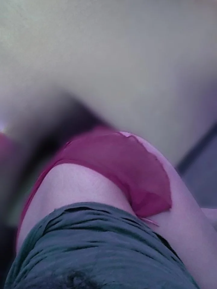 Rico culote de mi novia de 18 pt2 image 2