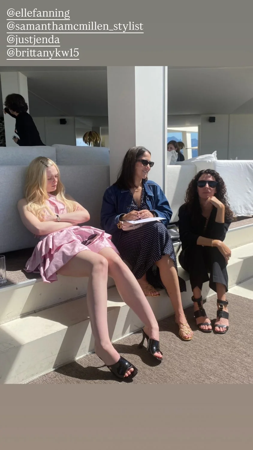 Elle-Fanning-Feet-4387582 (3) image 29