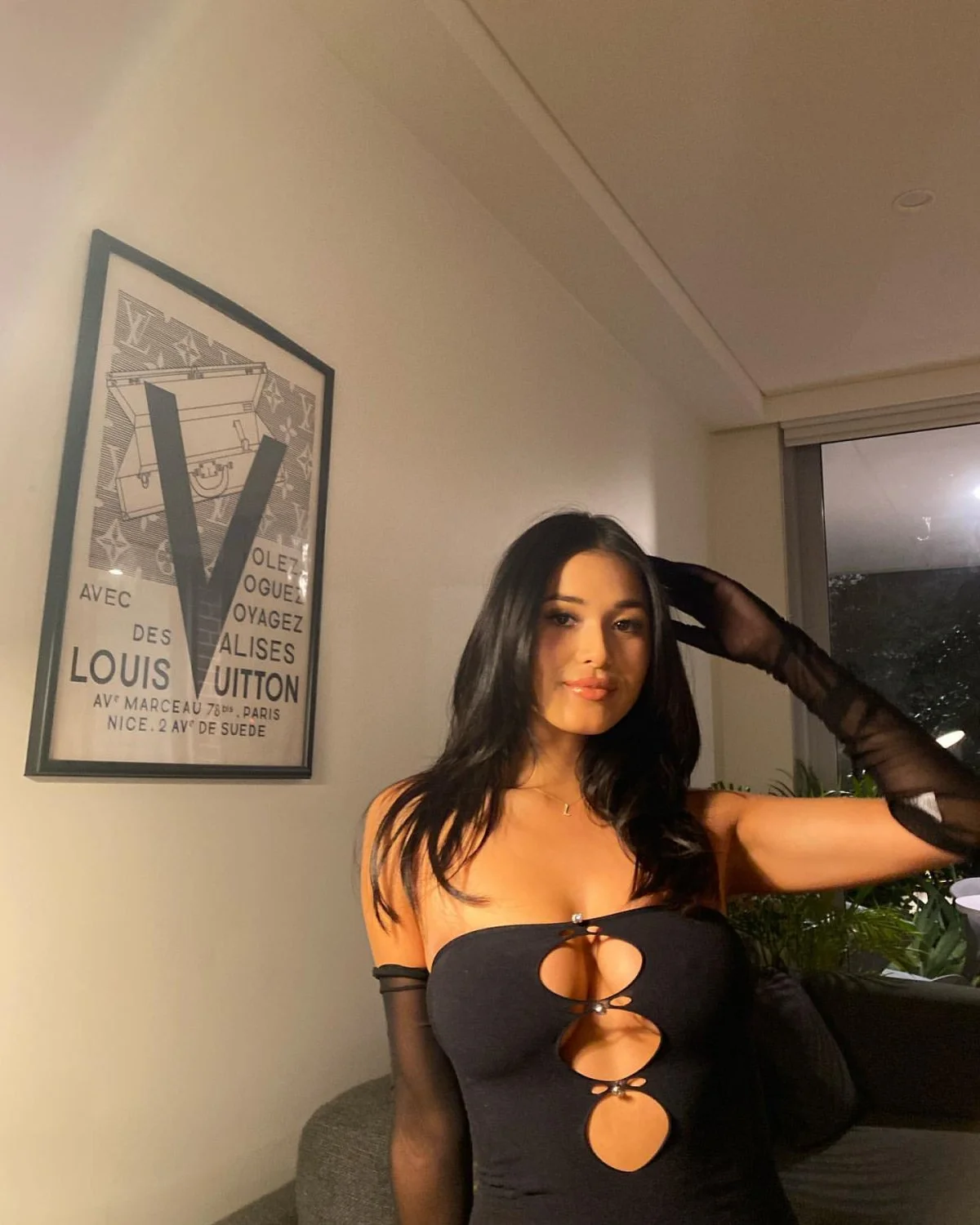 0 (4) image 2