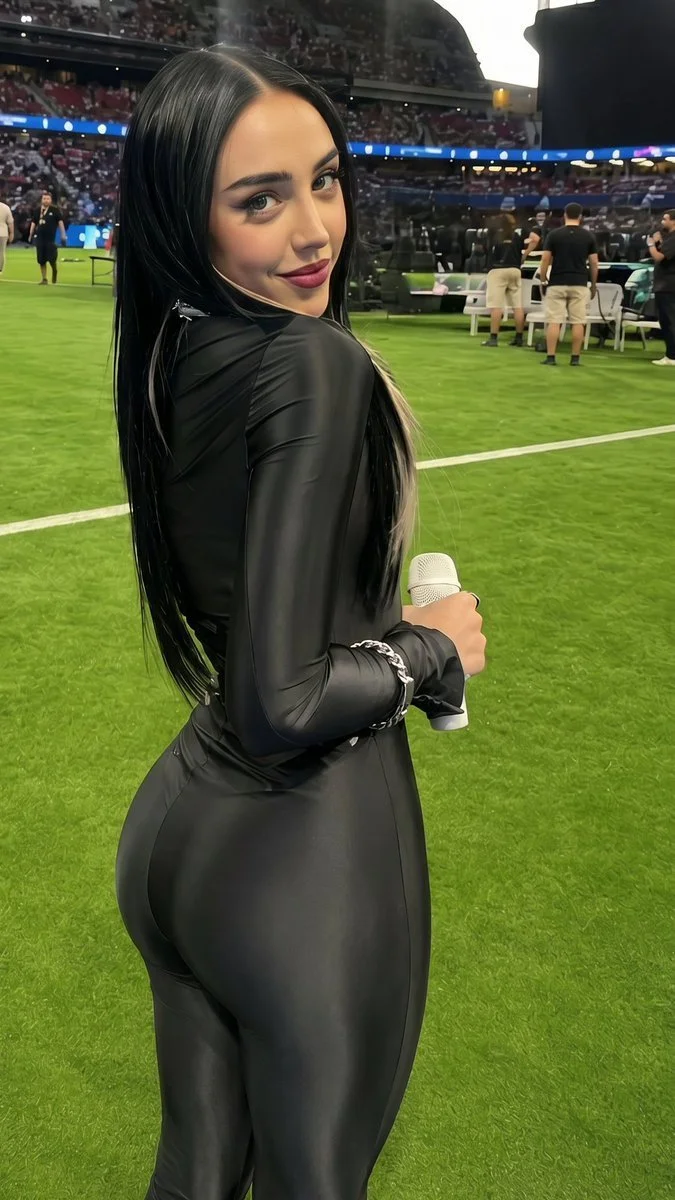 Nicki Nicole image 5