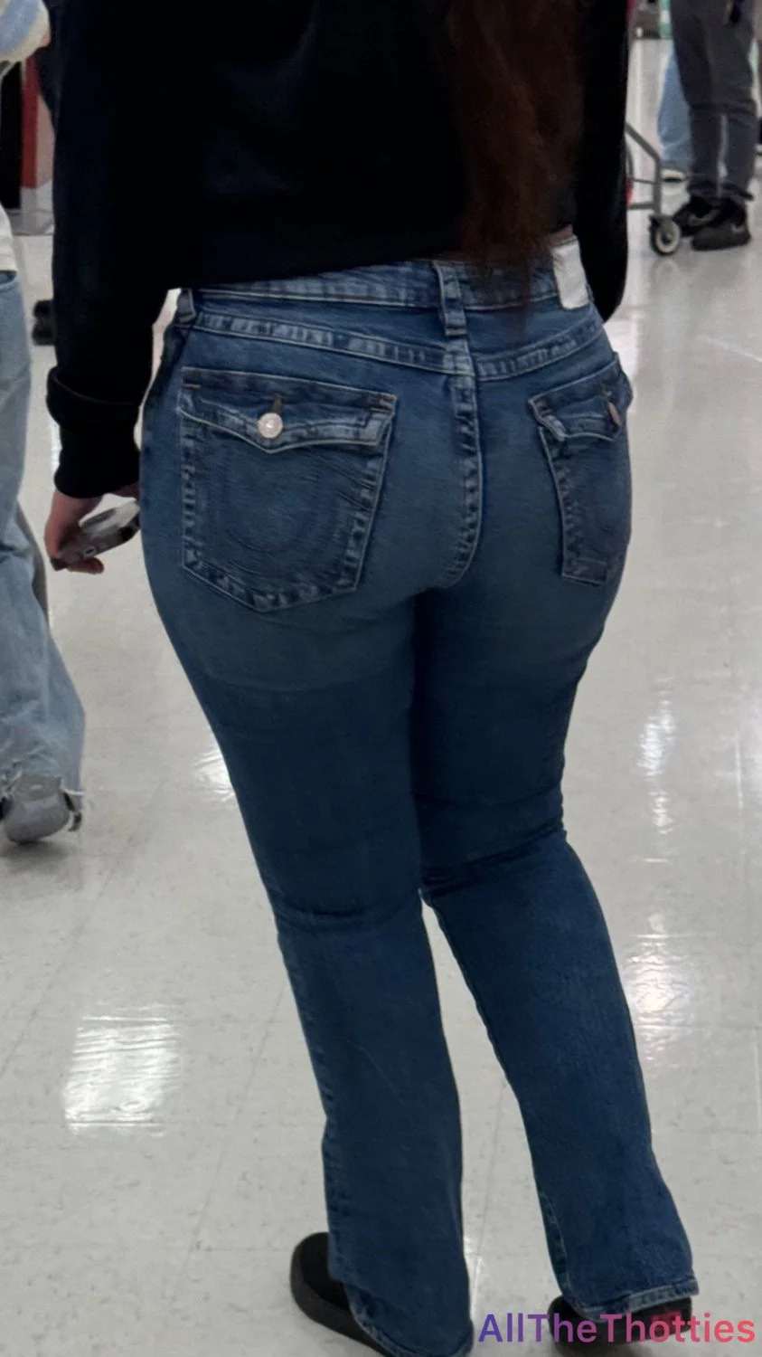 Creepshot : Latina Ass In True Religion (Slow Motion) main image