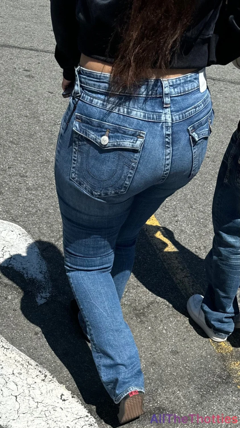 Creepshot : Latina Ass In True Religion (Slow Motion) image 16