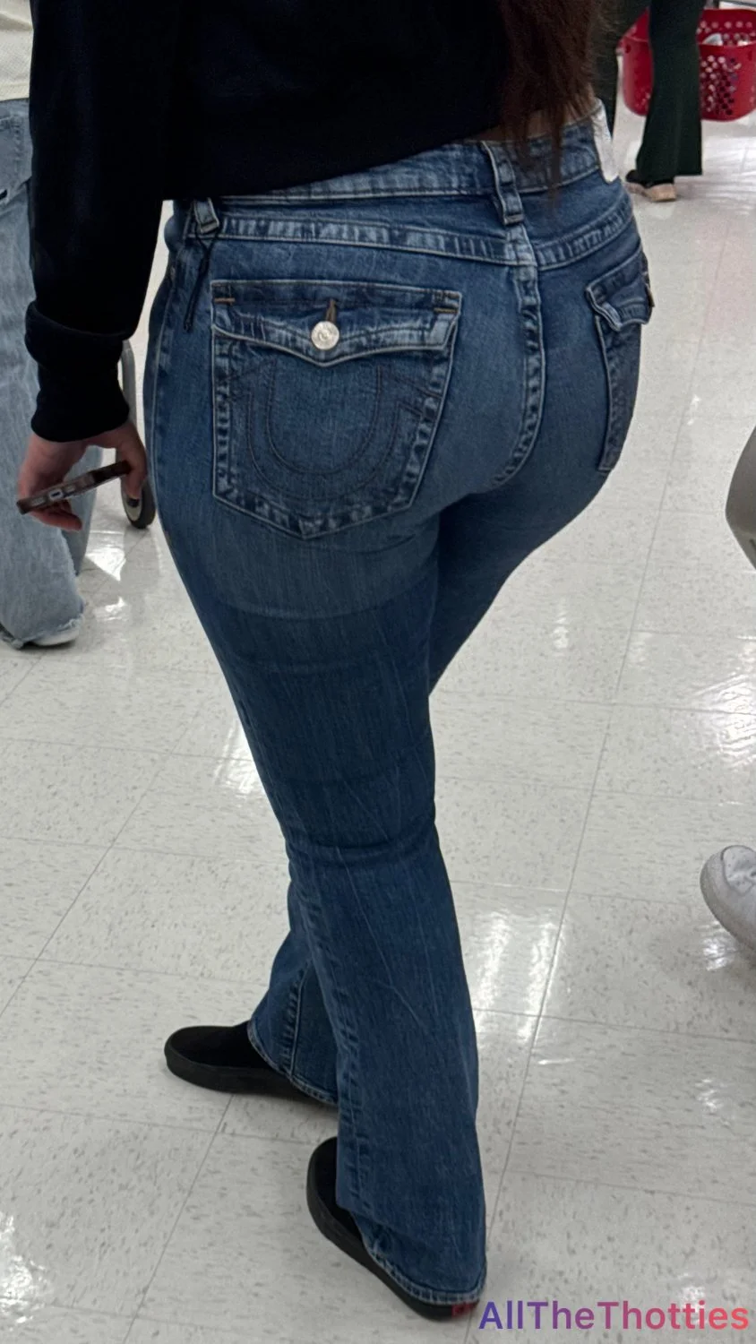 Creepshot : Latina Ass In True Religion (Slow Motion) image 4
