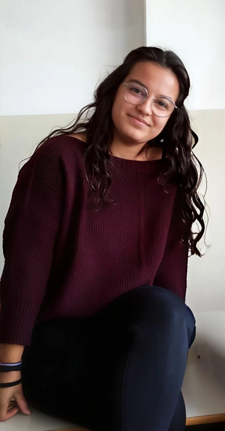 What do we think of this slut Lucy ? image 4