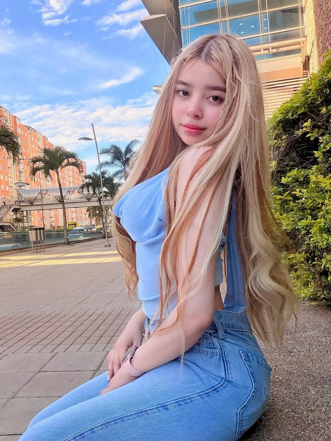 Sarita Sofía linda y caliente colombiana de gran culo y unas pedazos de tetas hot Big ass perra puta image 46