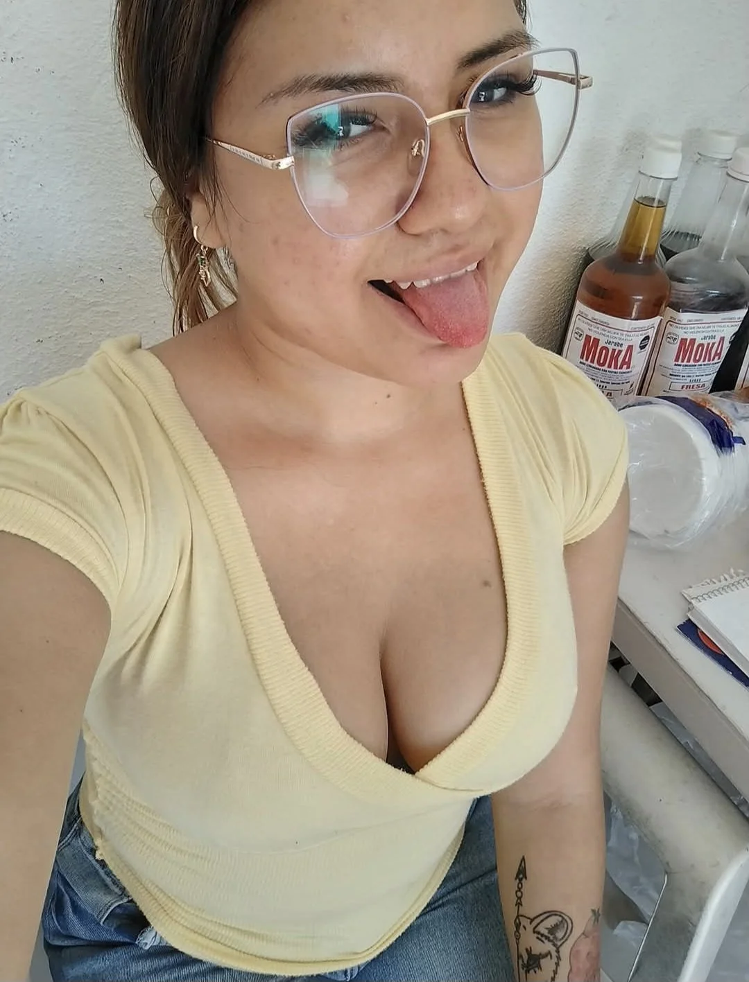 Lizeth B image 8