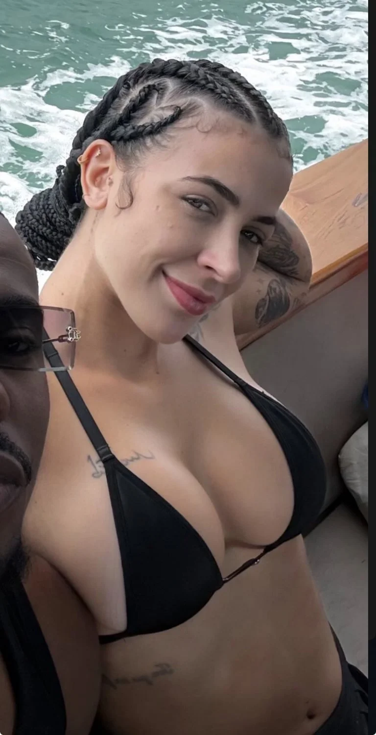Amanda Ferreira image 17