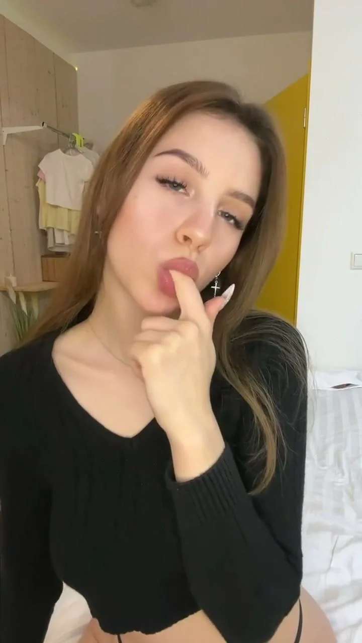 🔞 naughty small tits orgasming horny nude squirt 🫦😈 Check my OF image 5