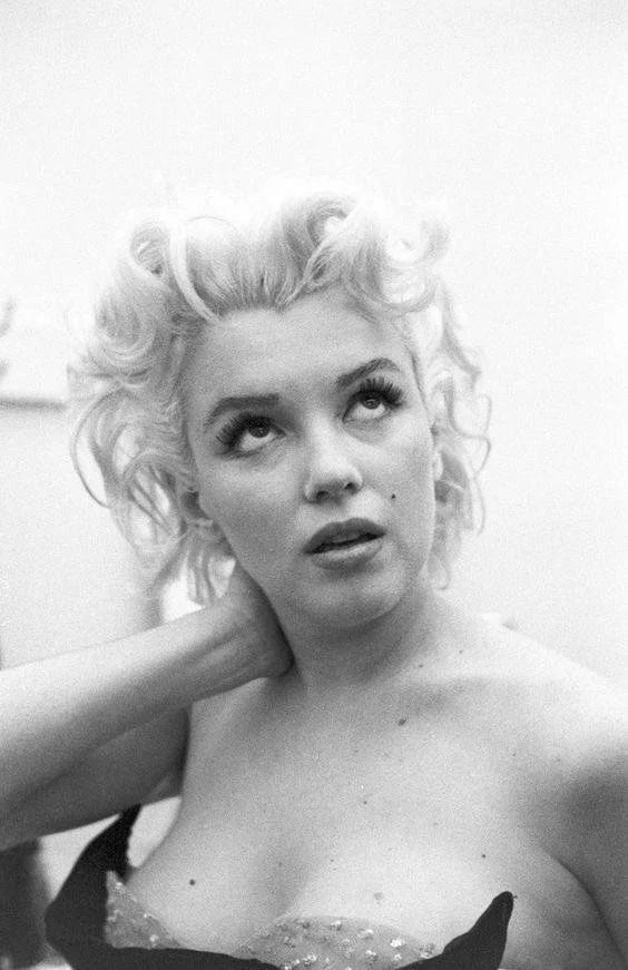 Marilyn Monroe image 12