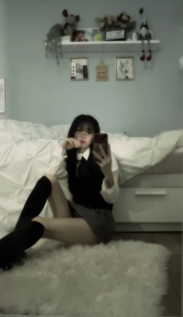 Sexy asian teen 5 main image