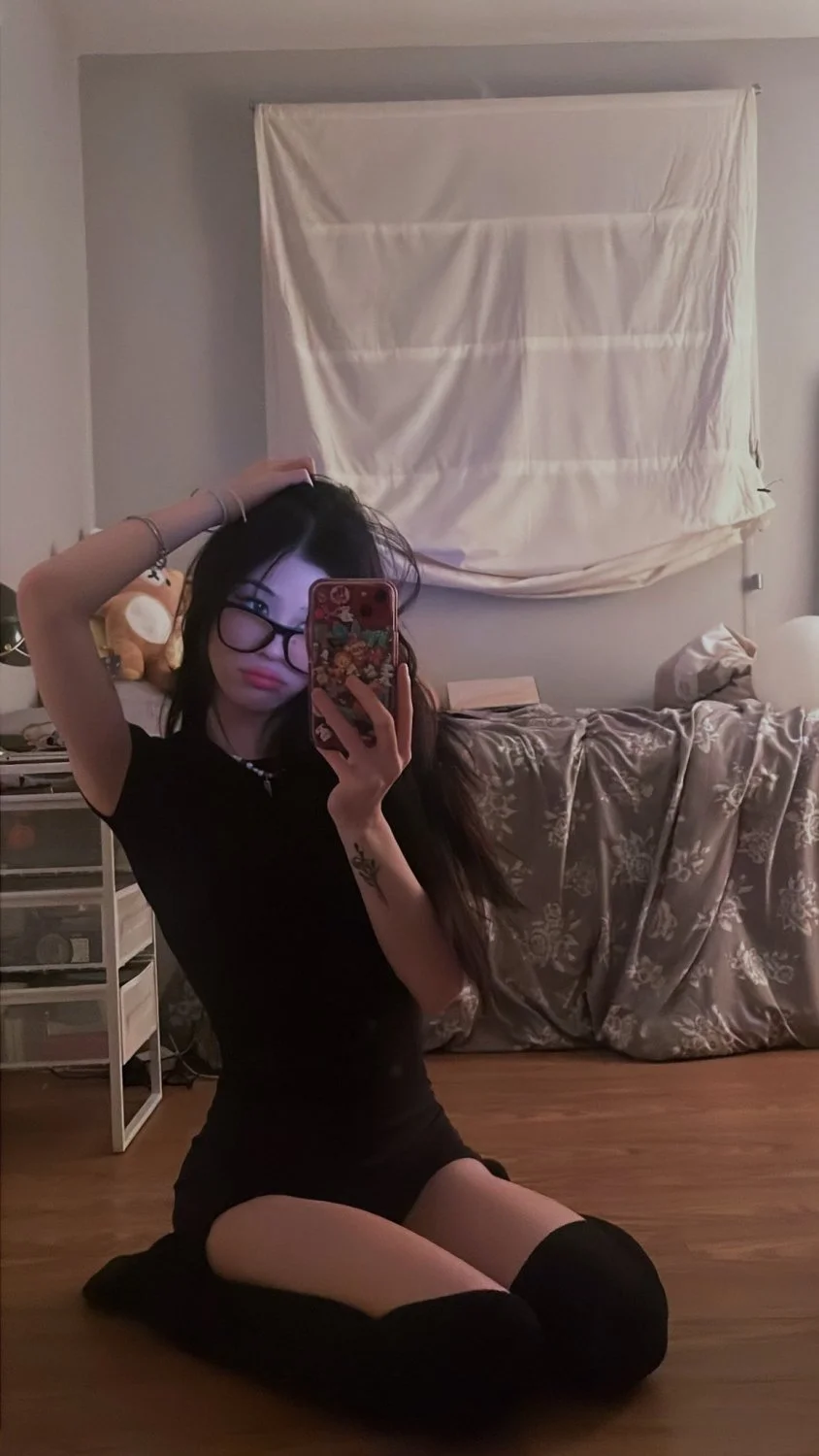 Sexy asian teen 5 image 7
