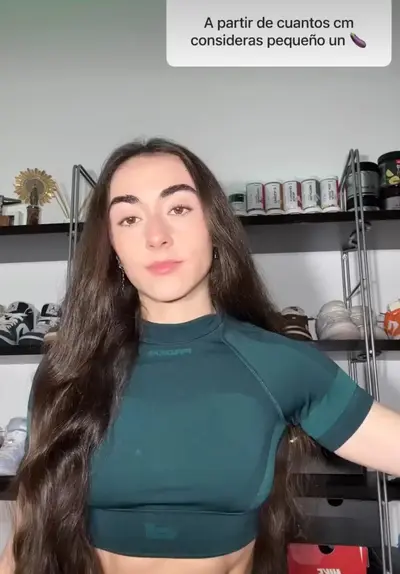SPH 🤏🏻 Latina size queen reveals what’s TOO SMALL for her cover image