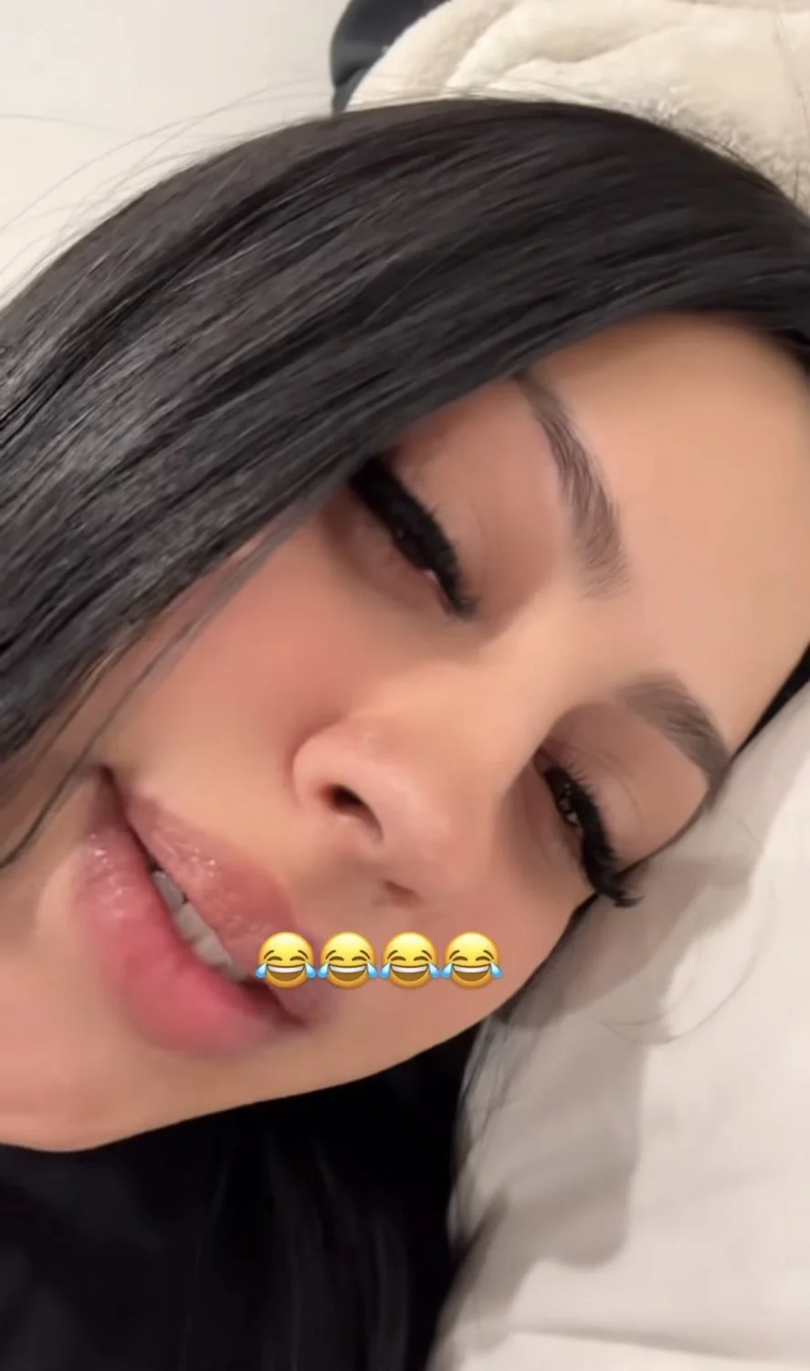 This Latina milf slut is sexy image 12