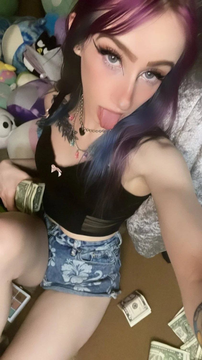 Olivia from orange county Ca image 2