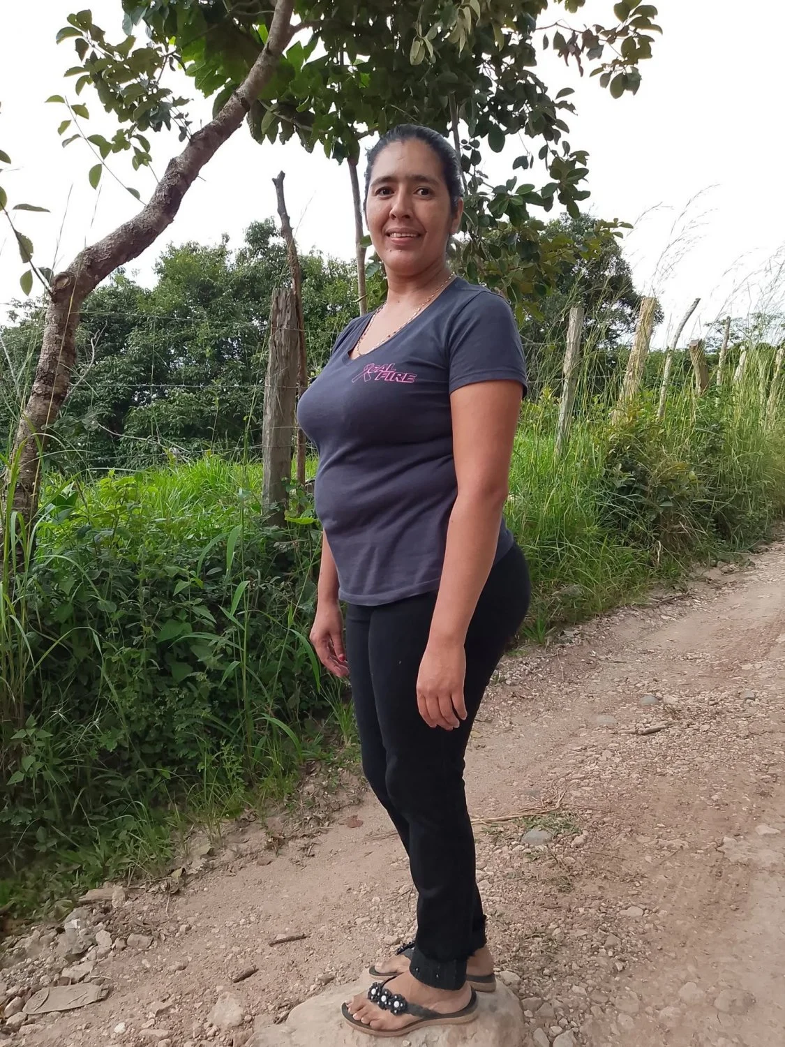 Putipobre sacando sus melones gigantes pa que se los chupen image 8