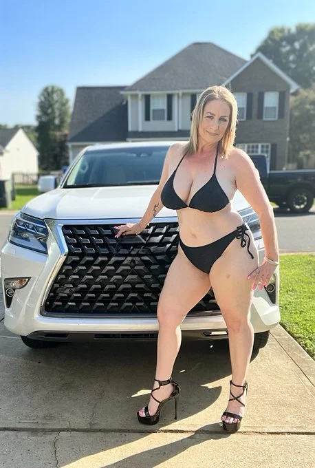IG Ebony Latina Redbone Pawg Baddies image 12