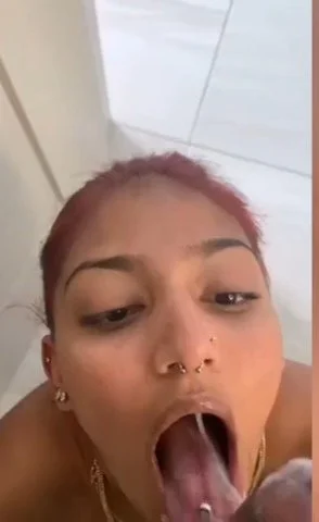 WHO IS SHE??? SOMEONE GOT HER VIDEOS? image 4