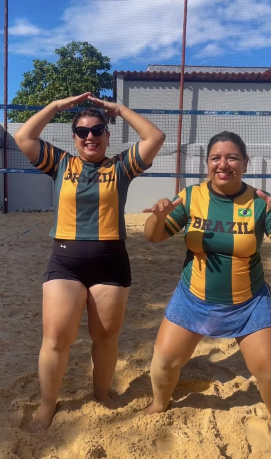 Dupla de coroas a que eu mais comeria era a de short preto image 3