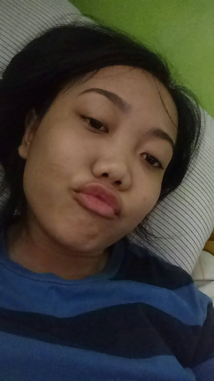 Risk pinay main image