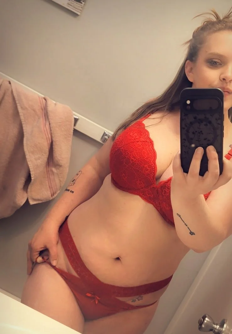 Nice little tinder slut image 3