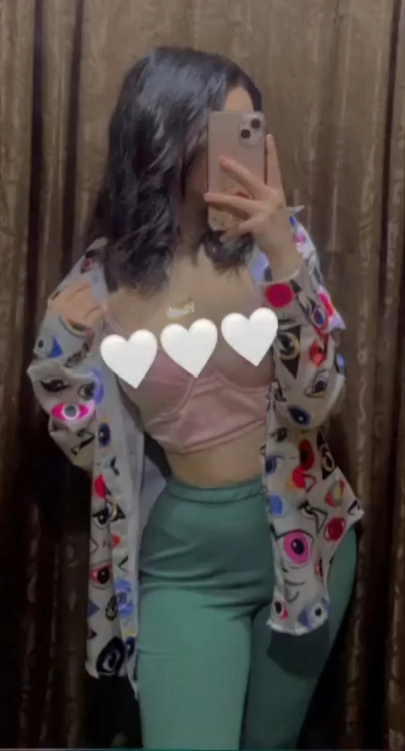 Un poco mas de esta putita nalgona image 13