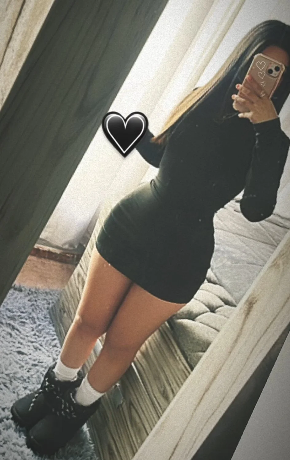 Un poco mas de esta putita nalgona image 15