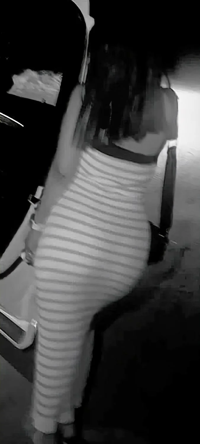 Un poco mas de esta putita nalgona image 18