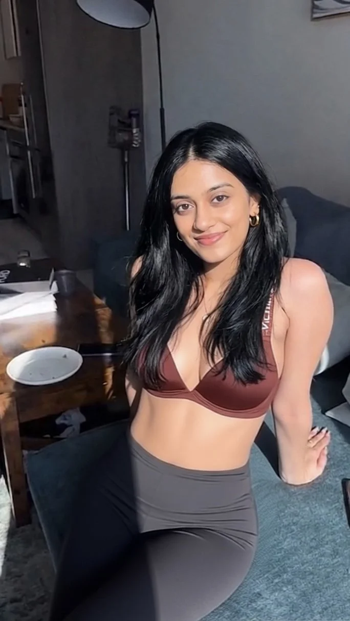 Hot punjabi nri baddie viral snapchat image 8
