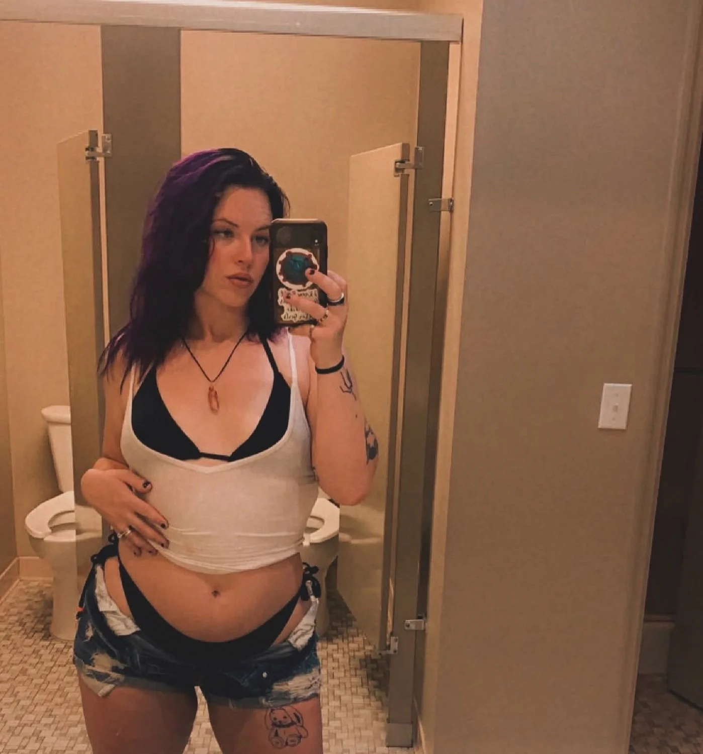 allieee image 10