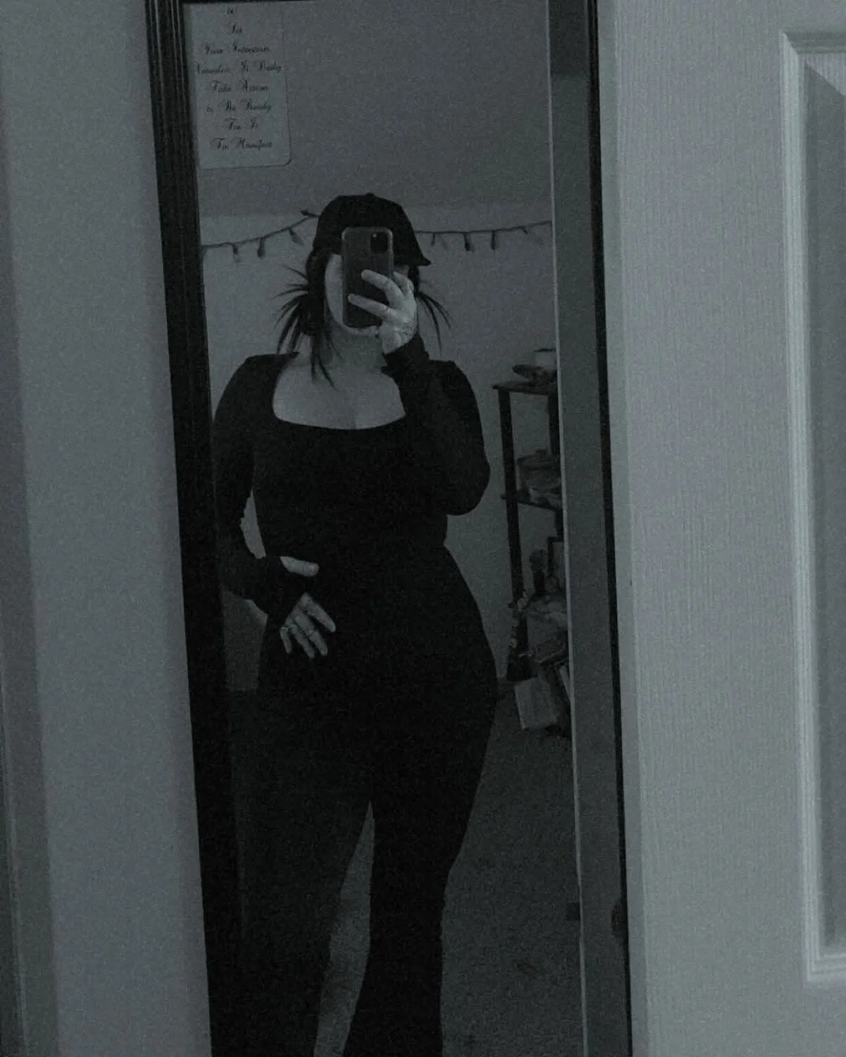 allieee image 23