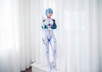 misswarmj cosplay #2 cover image