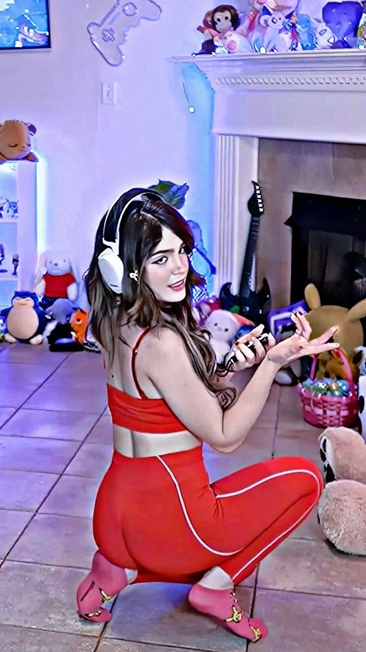 Staryuuki caliente streaming tiktok influencer famosa ia culona hot perra puta Big ass xxx image 3