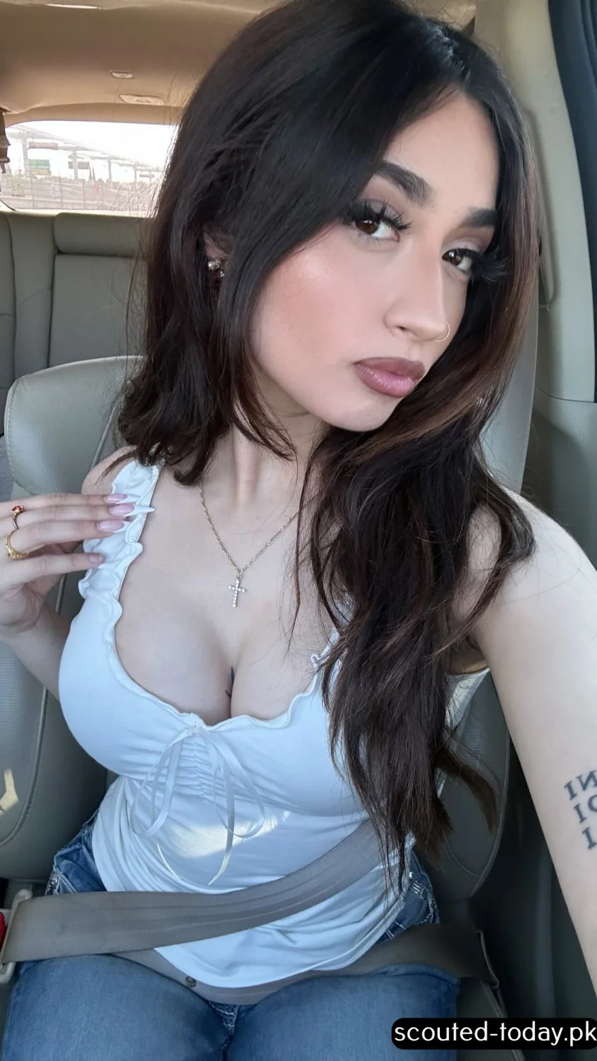 fit latina image 3