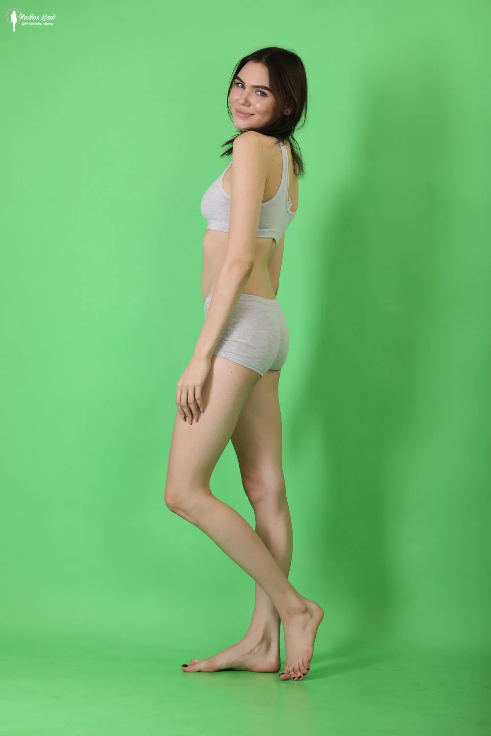 Amy - sexy brunette shows off legs and soles - Part 1/2 image 39