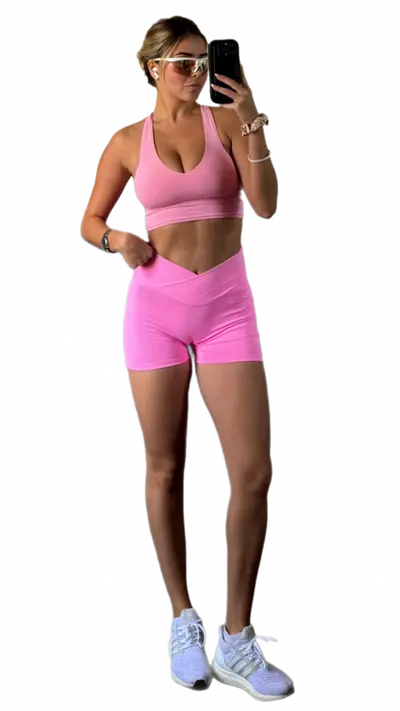 She knows she’s goon fuel, I just want to fuck those tits 🤤 cover image