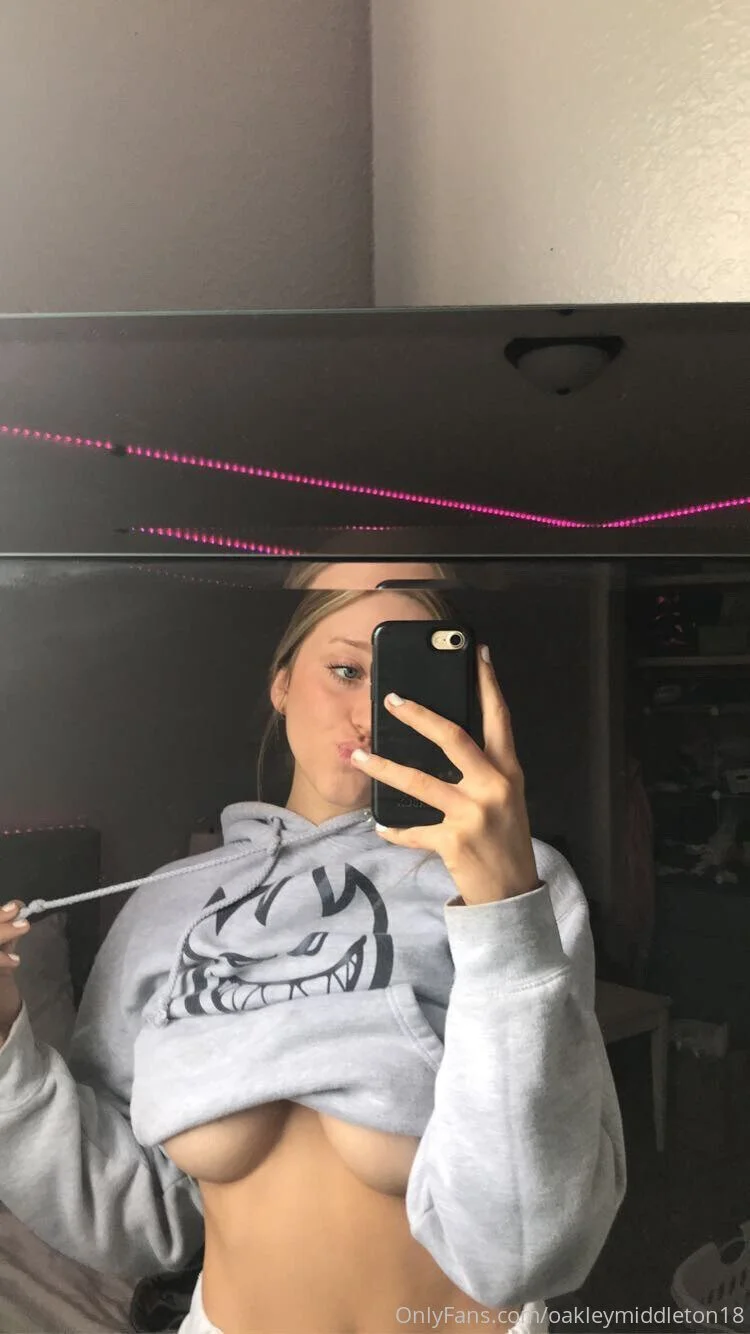 TheLeakDump- Amateur College Teen Pawg leaked image 1