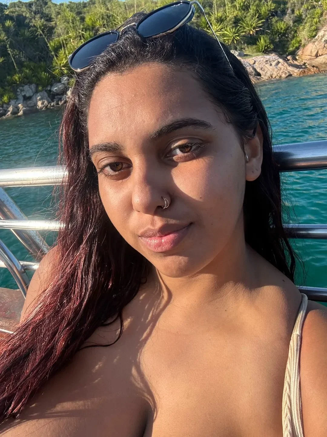 Uma novinha feia de peitãooo image 2