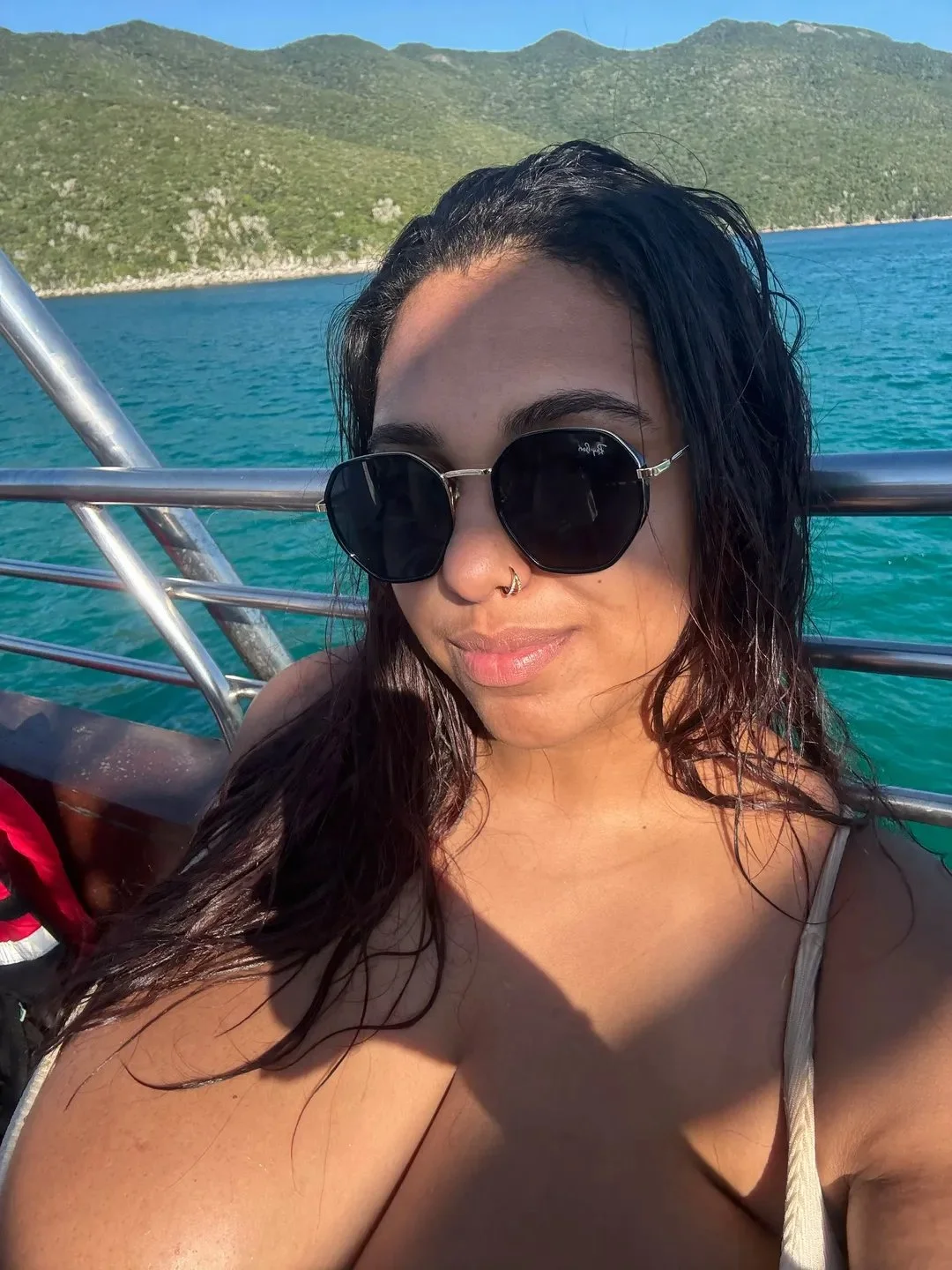 Uma novinha feia de peitãooo image 9