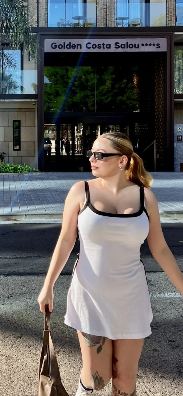 UK Slut Emma Exposed image 10