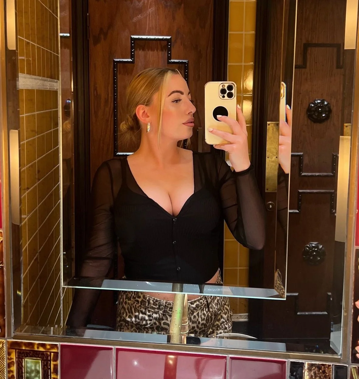 UK Slut Emma Exposed image 7