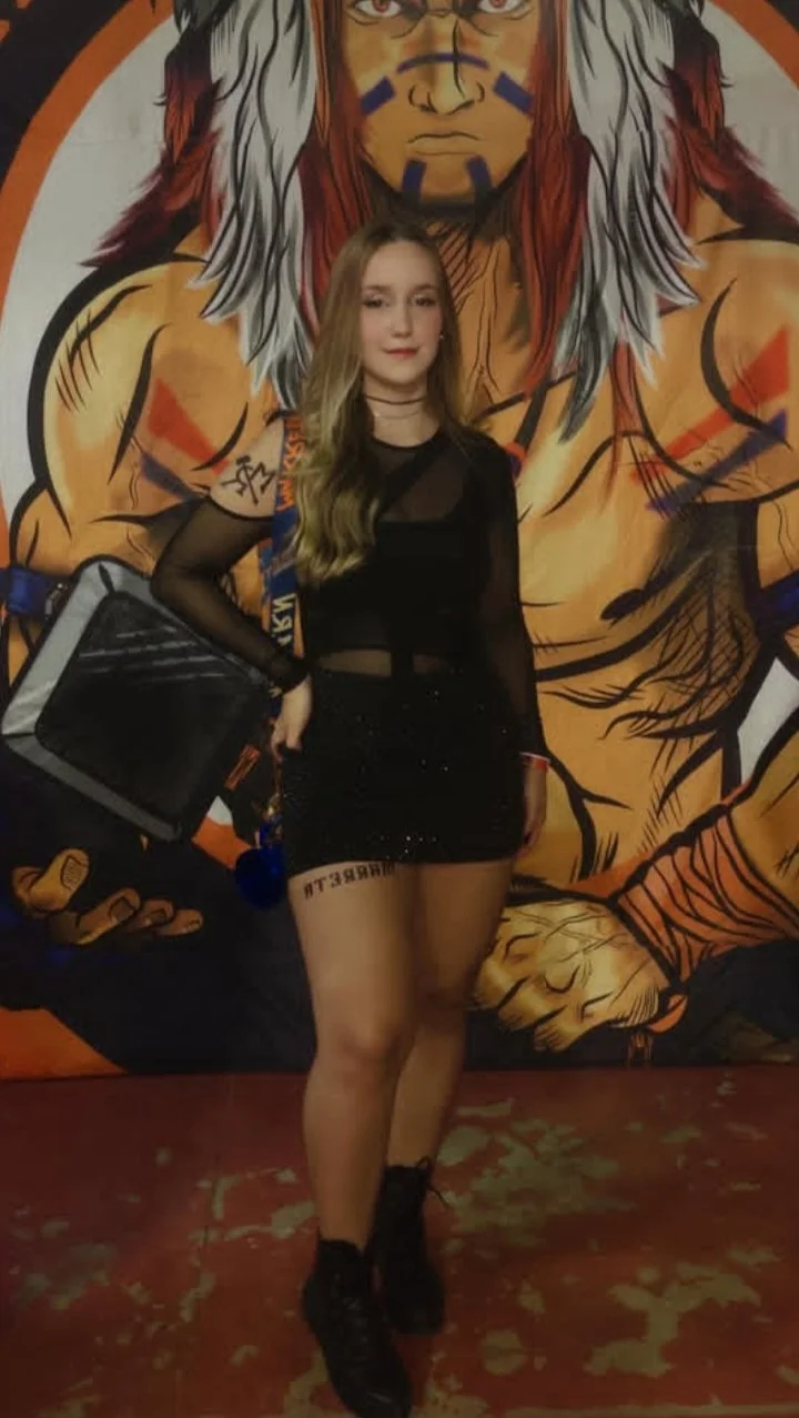 Hellen image 5