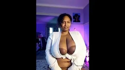 Latina chocolate hot part 4 cover image