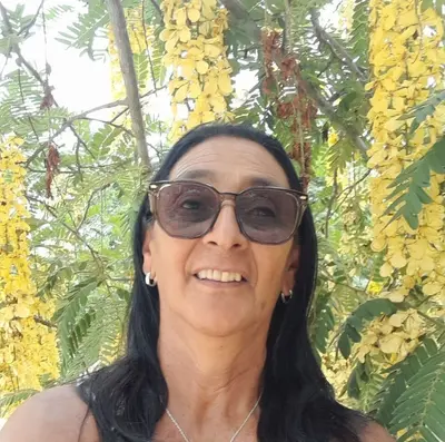 Coroa de 68 anos brasileira da buceta branca cover image
