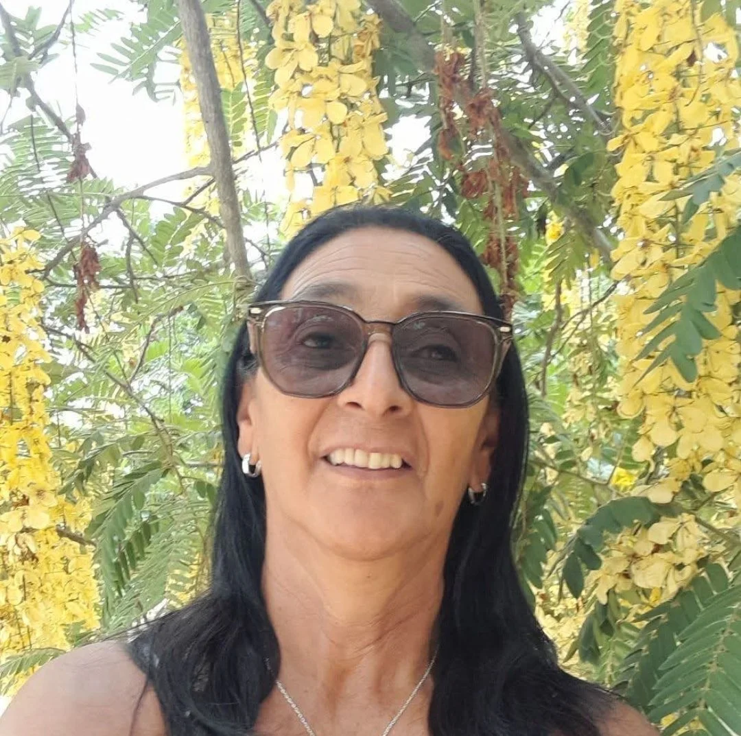 Coroa de 68 anos brasileira da buceta branca main image