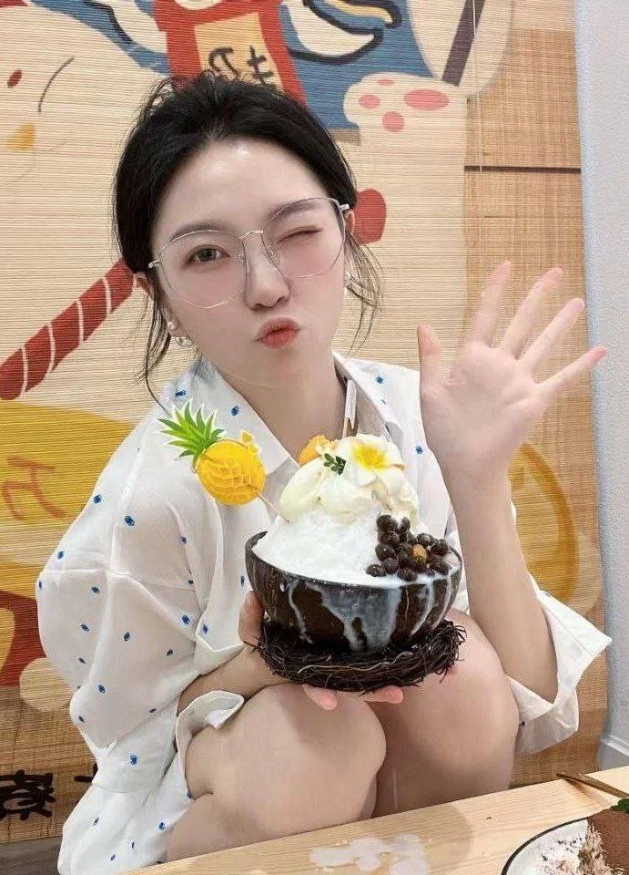 Pretty Asian instagram girl leaked image 4