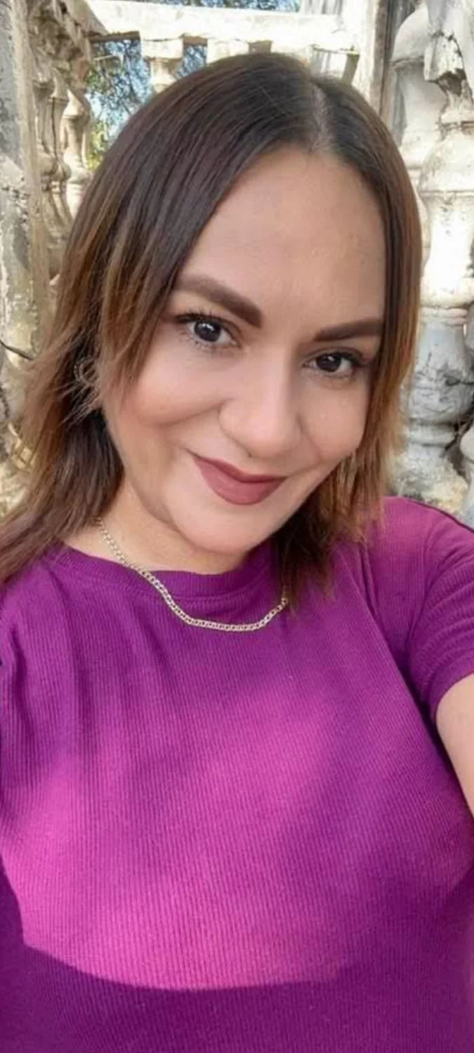 Rica milf hermosa y sexy zorrita image 4