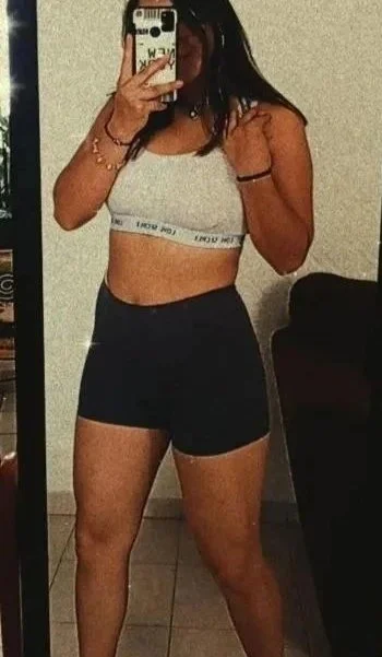 Latinas main image