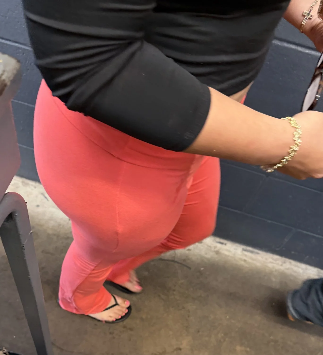 Woman’s feet in pink leggings image 2