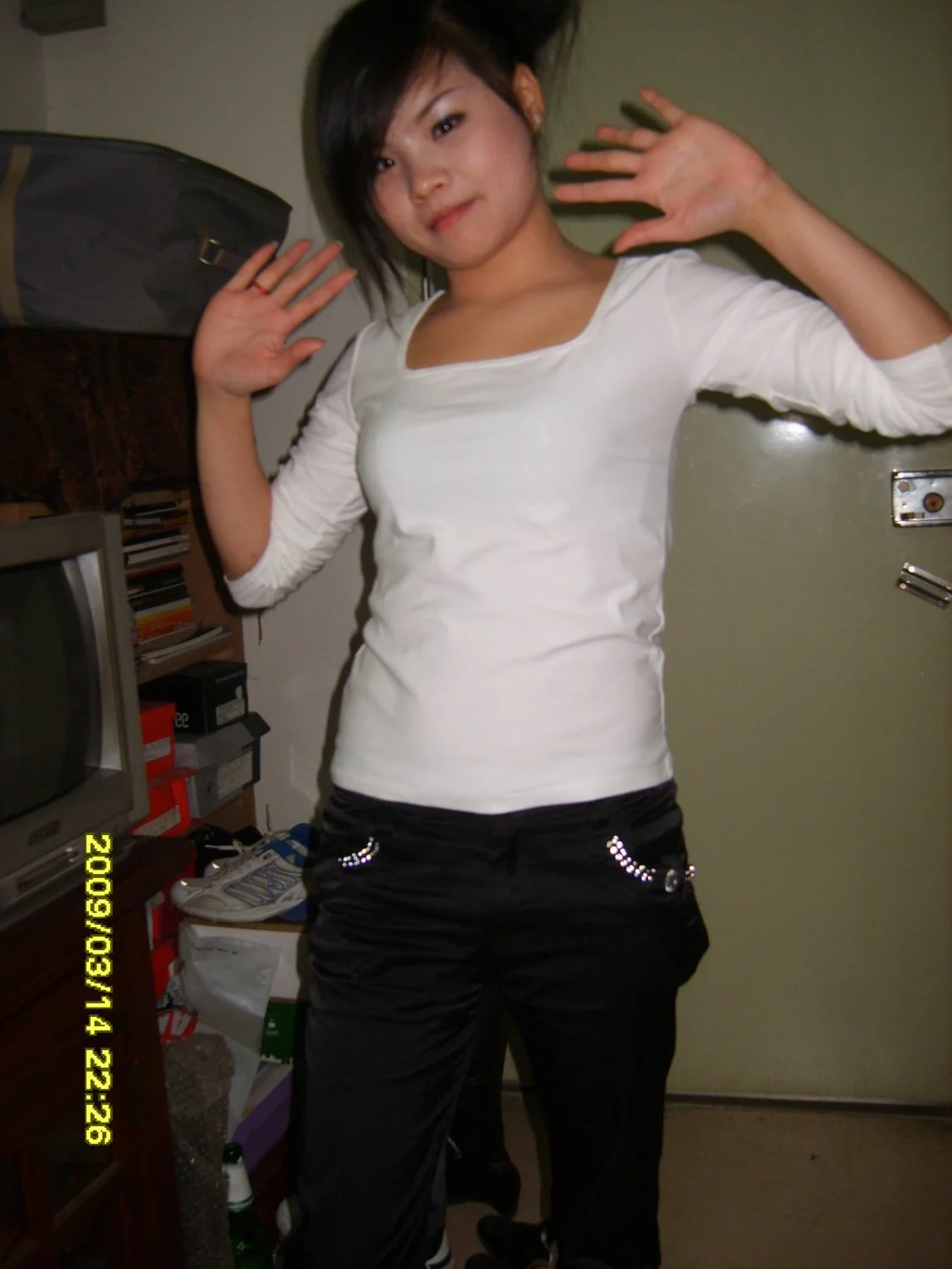Chinese amateur girl 40 image 12
